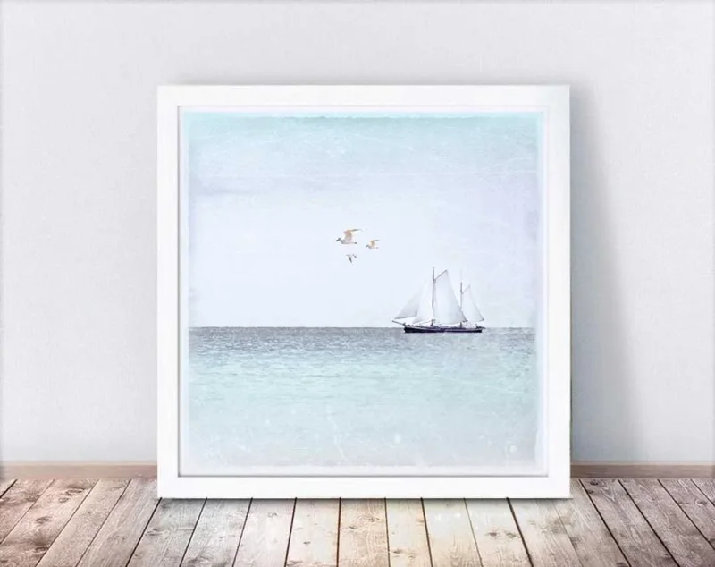 kunstdruck Segelboot & Meer - Maritimes Wandbild im Shabby Chic, Landhausstil