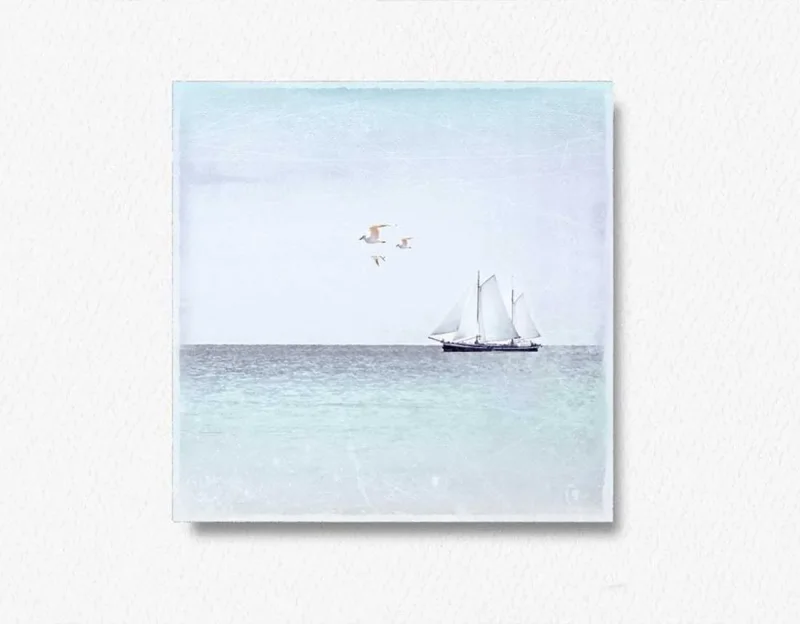 Leinwandbild Segelboot & Meer -u00a0Maritimes Wandbild im Shabby Chic, Landhausstil