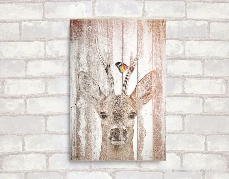 Wandbild Waldtiere - Hirsch mit Schmetterling im Shabby Landhausstil als Leinwandbild