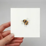 Kleine Hummel - Aquarell Miniatur, minimalistischer  Kunstdruck auf Büttenpapier