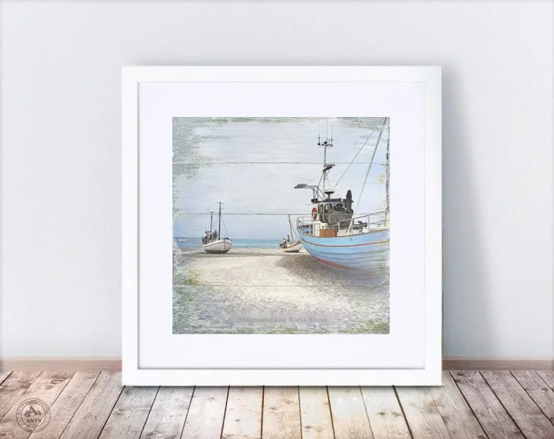Maritimes Wandbild Fischerboote im Shabby Chic als Kunstdruck